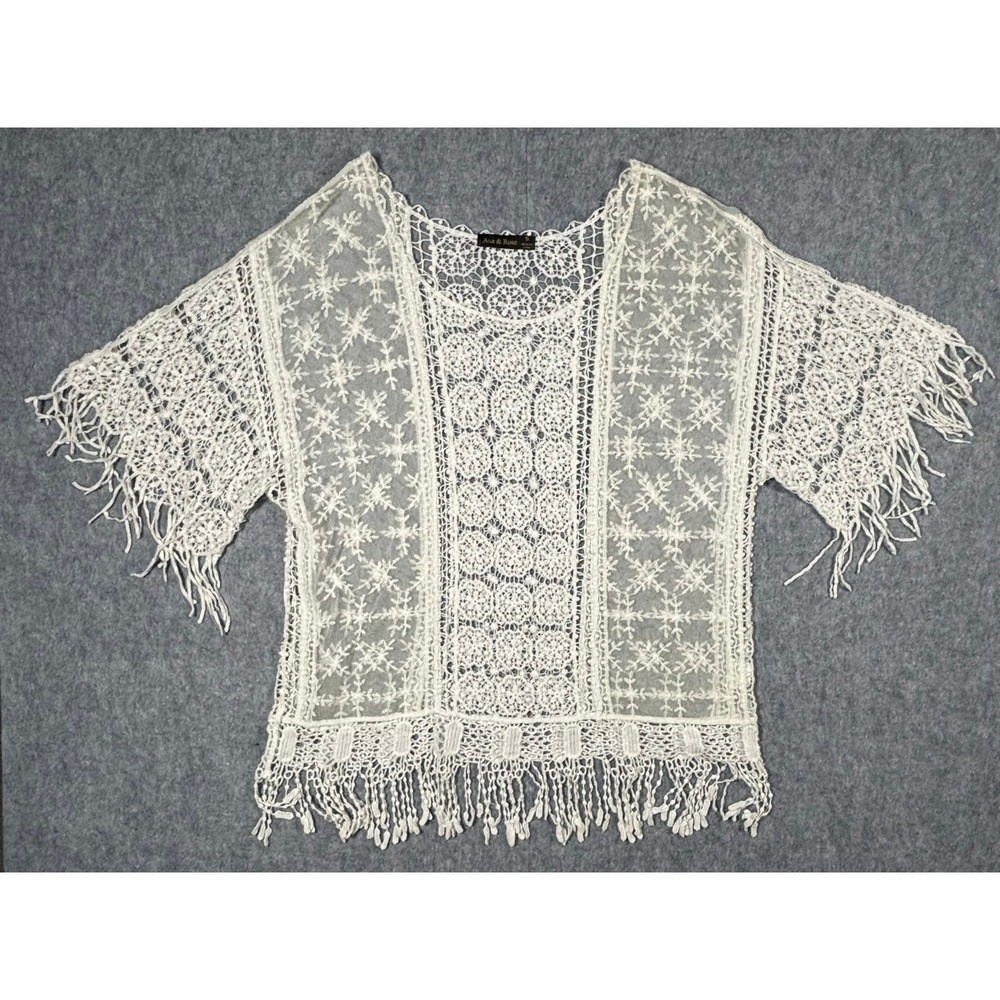Ana & Rose White Crochet Lace Fringe Top Size‎ Small